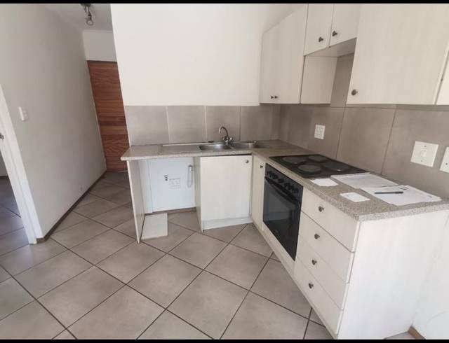 2 BEDROOM SIMPLEX FOR SALE IN ALBERTSDAL